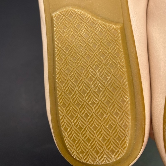 Cushionaire Memory Foam Women’s Shoes Flats Size US 7.5 New Taupe Tan NEW - Picture 9 of 9